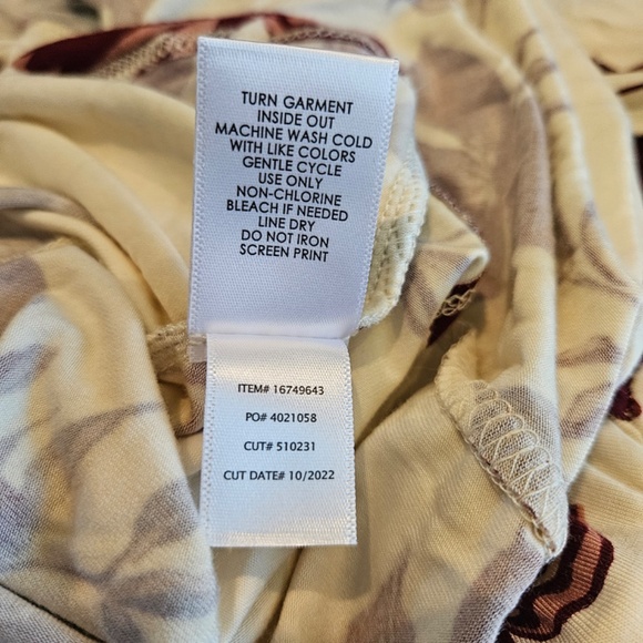 Torrid Mini Super Soft Skater Dress Floral Ivory Size 1X NWT - Picture 12 of 14